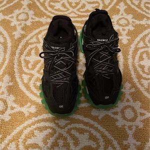 Balenciaga track